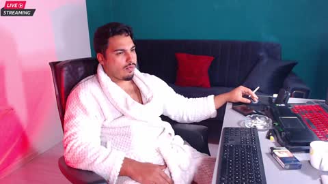 Snapshot of zenobaro chatting on February 7, 2025, 11:56 am zenobaro online show from February 7, 2025, 11:56 am