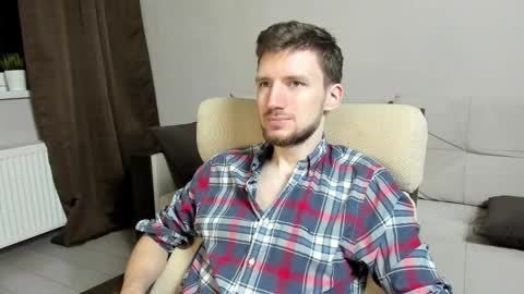 Snapshot of zepanl chatting on October 5, 2025, 1:48 am Andrew online show from October 5, 2025, 1:48 am