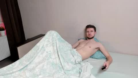 Snapshot of zepanl chatting on October 25, 2025, 9:09 pm Andrew online show from October 25, 2025, 9:09 pm