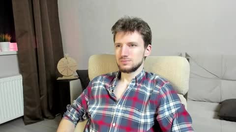 Snapshot of zepanl chatting on November 10, 2025, 4:44 am Andrew online show from November 10, 2025, 4:44 am