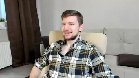 Andrew online show from March 25, 2026, 8:42 am