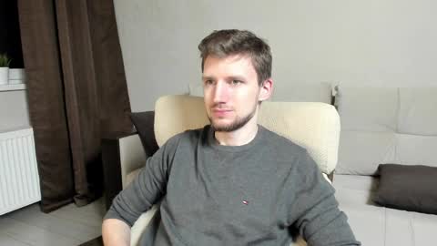 Andrew online show from April 4, 2026, 7:44 pm