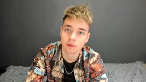 Ethan online show from April 23, 2026, 2:24 am