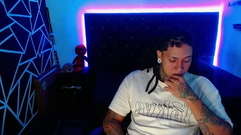 Snapshot of zero_x9 chatting on February 15, 2026, 9:55 pm zero_x9 online show from February 15, 2026, 9:55 pm