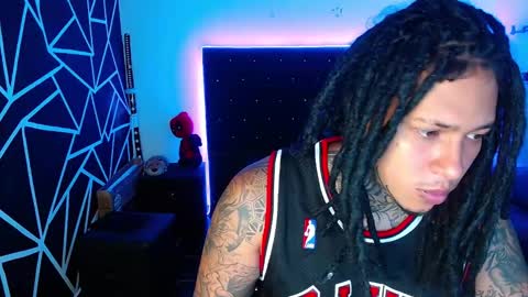 Snapshot of zero_x9 chatting on February 23, 2026, 6:05 pm zero_x9 online show from February 23, 2026, 6:05 pm