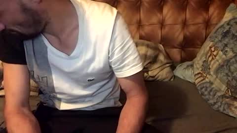 Snapshot of zervale chatting on January 4, 2025, 3:49 pm zervale online show from January 4, 2025, 3:49 pm