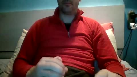 Snapshot of zeus00811 chatting on March 5, 2025, 6:23 am zeus online show from March 5, 2025, 6:23 am