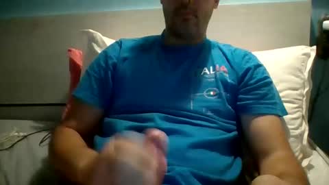 Snapshot of zeus00811 chatting on October 13, 2025, 5:18 am zeus online show from October 13, 2025, 5:18 am