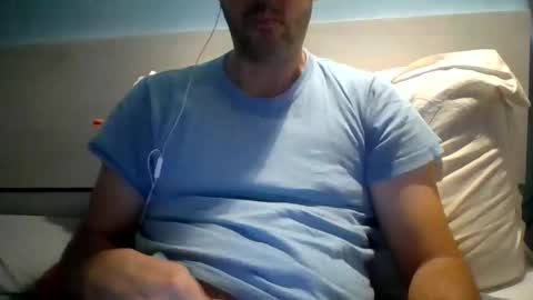 Snapshot of zeus00811 chatting on October 24, 2025, 5:26 am zeus online show from October 24, 2025, 5:26 am