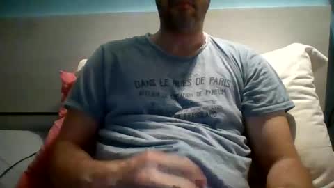 Snapshot of zeus00811 chatting on October 27, 2025, 5:44 am zeus online show from October 27, 2025, 5:44 am