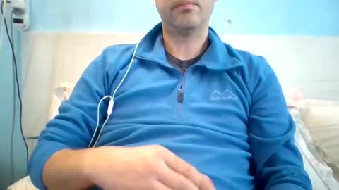 Snapshot of zeus00811 chatting on February 15, 2026, 2:36 pm zeus online show from February 15, 2026, 2:36 pm