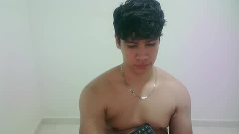 zeus_183 online show from March 21, 2026, 8:19 am