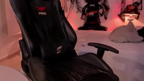 zeus_blaze online show from October 4, 2025, 7:06 am