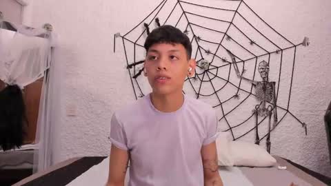 zeus_blaze online show from October 10, 2025, 1:04 am