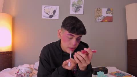 zeus_blaze online show from October 15, 2025, 5:07 am