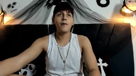 zeusapollofuck online show from October 15, 2025, 1:06 am