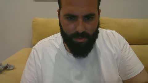 Snapshot of zeusateneo chatting on February 18, 2025, 10:25 pm Zeus online show from February 18, 2025, 10:25 pm