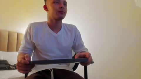 zeus online show from January 21, 2025, 5:16 am