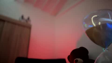 zeus online show from April 24, 2026, 3:09 am