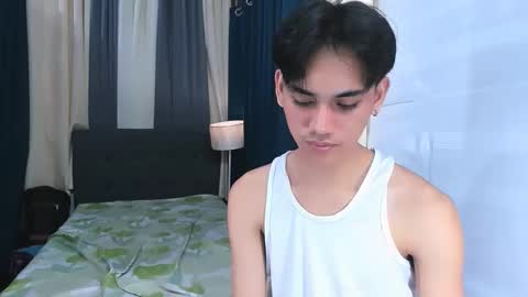 zavier skinny asian online show from March 29, 2026, 1:05 am