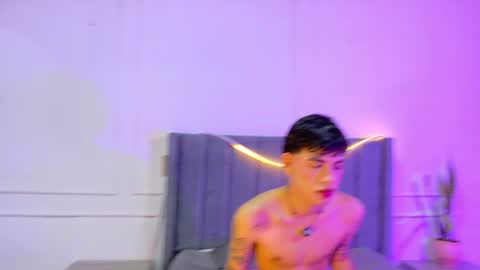 zeyn_smith online show from May 27, 2026, 12:46 pm