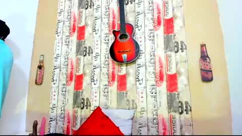 ZHAMIRA  ANDRES online show from December 27, 2024, 4:47 am