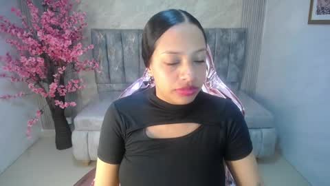 Snapshot of zhara_rose_sub chatting on January 8, 2025, 9:10 am Zhara online show from January 8, 2025, 9:10 am