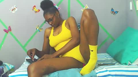 Snapshot of zharick_smithx chatting on December 28, 2024, 10:25 am zharick online show from December 28, 2024, 10:25 am