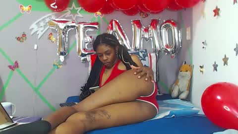 Snapshot of zharick_smithx chatting on February 14, 2025, 11:53 am zharick online show from February 14, 2025, 11:53 am