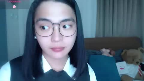 im your lovely zhaviabigcock here online show from April 19, 2026, 7:40 am