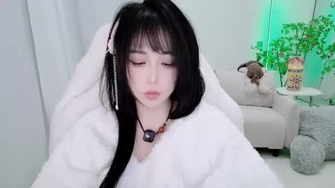 Snapshot of zhen0 chatting on February 5, 2026, 2:54 pm zhen online show from February 5, 2026, 2:54 pm