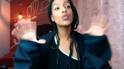 Zia Green online show from January 7, 2025, 6:24 pm