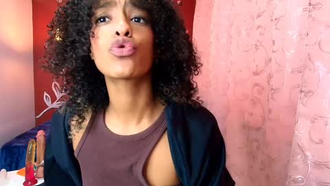 Zia Green online show from January 20, 2025, 3:28 pm