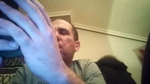 Snapshot of zigor13 chatting on February 9, 2026, 7:51 pm zigor13 online show from February 9, 2026, 7:51 pm