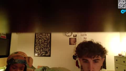 Snapshot of zipdown_ chatting on November 23, 2025, 10:42 pm zipdown online show from November 23, 2025, 10:42 pm