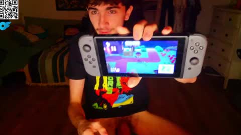 Snapshot of zipdown_ chatting on April 2, 2026, 5:16 am zipdown online show from April 2, 2026, 5:16 am