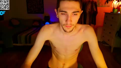 Snapshot of zipdown_ chatting on April 16, 2026, 4:24 am zipdown online show from April 16, 2026, 4:24 am