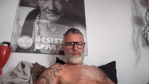 Snapshot of zkopa69 chatting on September 29, 2025, 12:43 pm zkopa69 online show from September 29, 2025, 12:43 pm