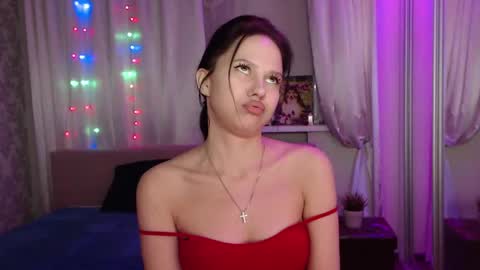 Snapshot of zlatagoddess chatting on February 28, 2025, 5:15 pm Zlata online show from February 28, 2025, 5:15 pm