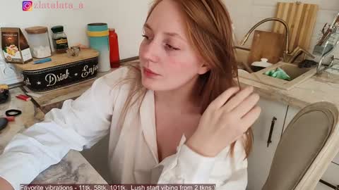Snapshot of zlatalata chatting on January 22, 2025, 12:17 pm zlatalata online show from January 22, 2025, 12:17 pm
