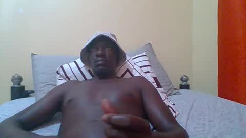 Zlatann2012 online show from December 3, 2025, 9:57 pm