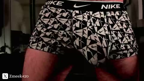 Z   online show from November 14, 2025, 10:18 pm