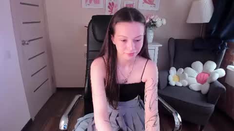 Zoay online show from June 22, 2026, 10:34 am