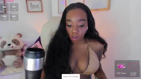 Snapshot of zobe_love chatting on June 22, 2026, 5:10 pm Zobe Love online show from June 22, 2026, 5:10 pm