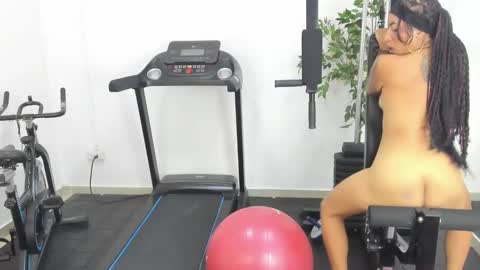 ZOE  online show from March 8, 2026, 12:52 am