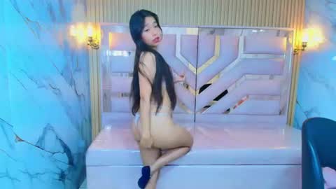 Zoe online show from July 17, 2026, 12:34 pm