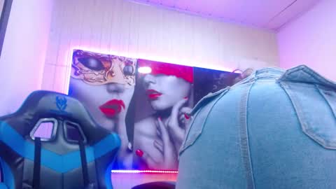 Z O E online show from January 9, 2025, 8:22 pm