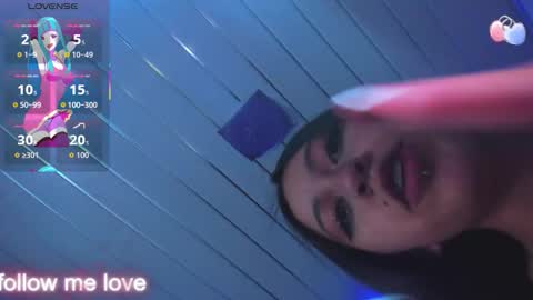 Z O E online show from October 14, 2025, 8:53 pm