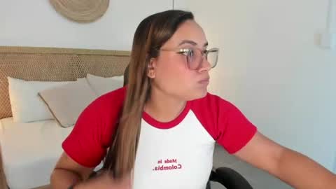 Snapshot of zoe_danae_ chatting on June 23, 2026, 12:36 pm Zoe online show from June 23, 2026, 12:36 pm
