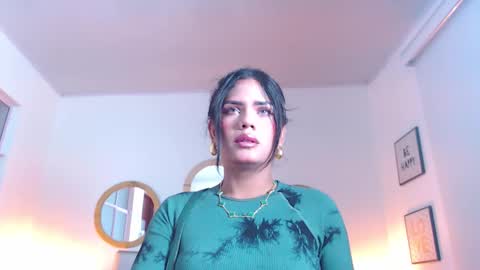 zoe_hecate online show from February 12, 2026, 11:49 am